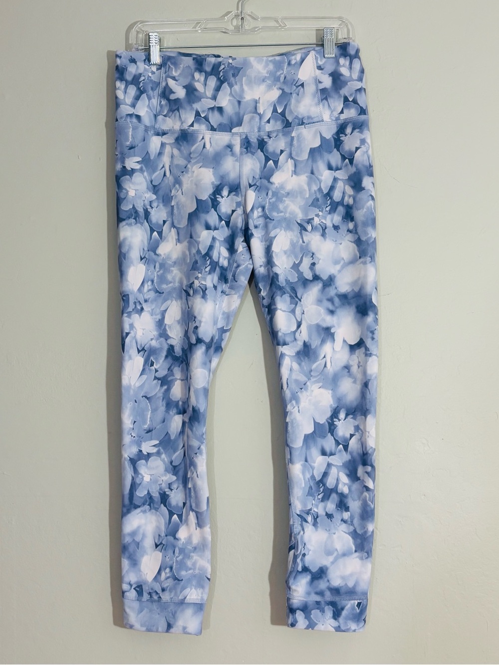 *harmony balance blue floral leggings L